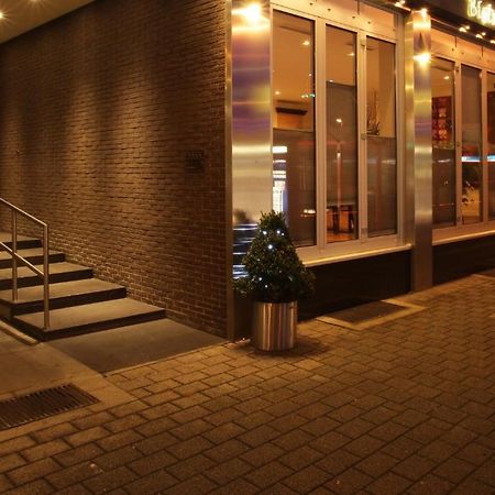 Hotel Friederichs ดุยส์บูร์ก ภายนอก รูปภาพ