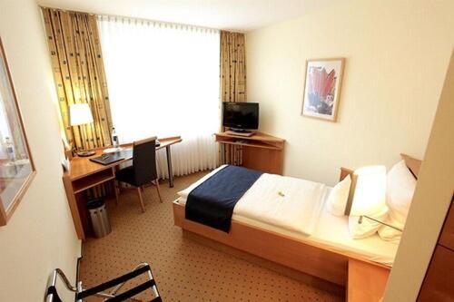 Hotel Friederichs ดุยส์บูร์ก ภายนอก รูปภาพ